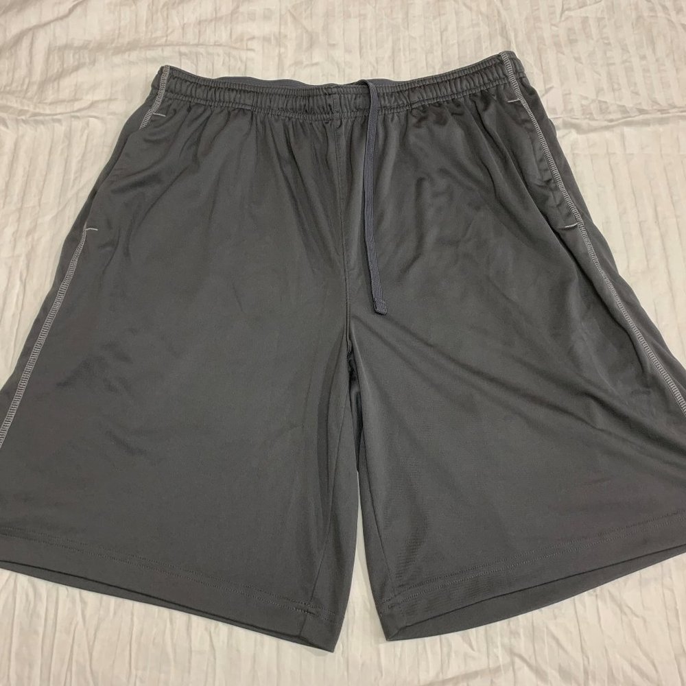 🦚🦚🦚 XERSION MENS ATHLETIC SHORTS SIZE XL 🦚🦚🦚